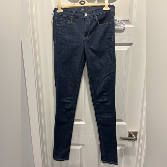 Women’s skinny jeans. Gap size 6 - Tall - Picture 5 of 5